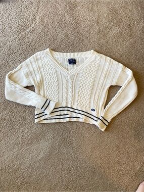 Y2K Abercrombie & Fitch Cream Cable Knit Sweater